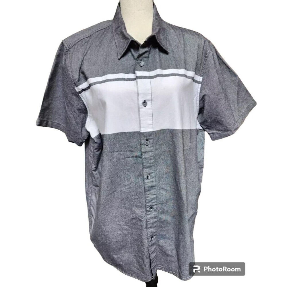 Oakley Size Large Mens Button Down Shirt